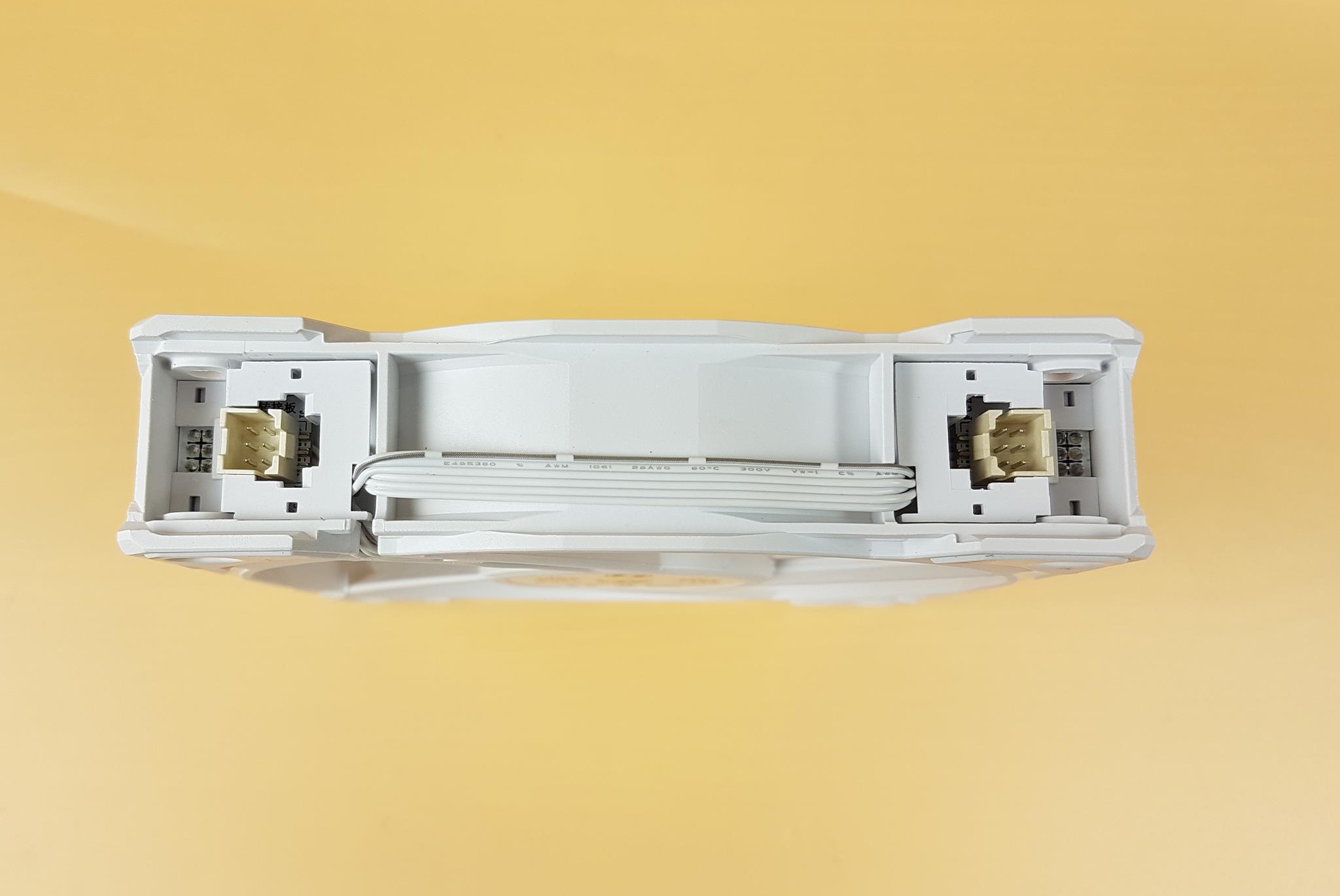 Lian Li GALAHAD II Trinity Performance 360 White Review 36 Lian Li GA II Trinity Performance 360 Fan 4