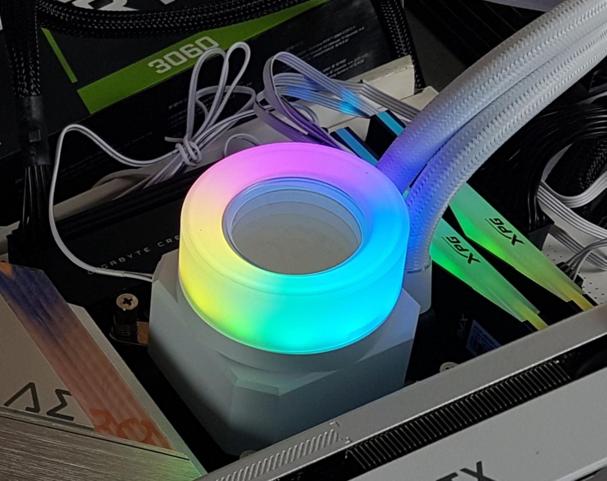 Lian Li GALAHAD II Trinity Performance 360 White Review 48 Lian Li GA II Trinity Performance 360 RGB 11