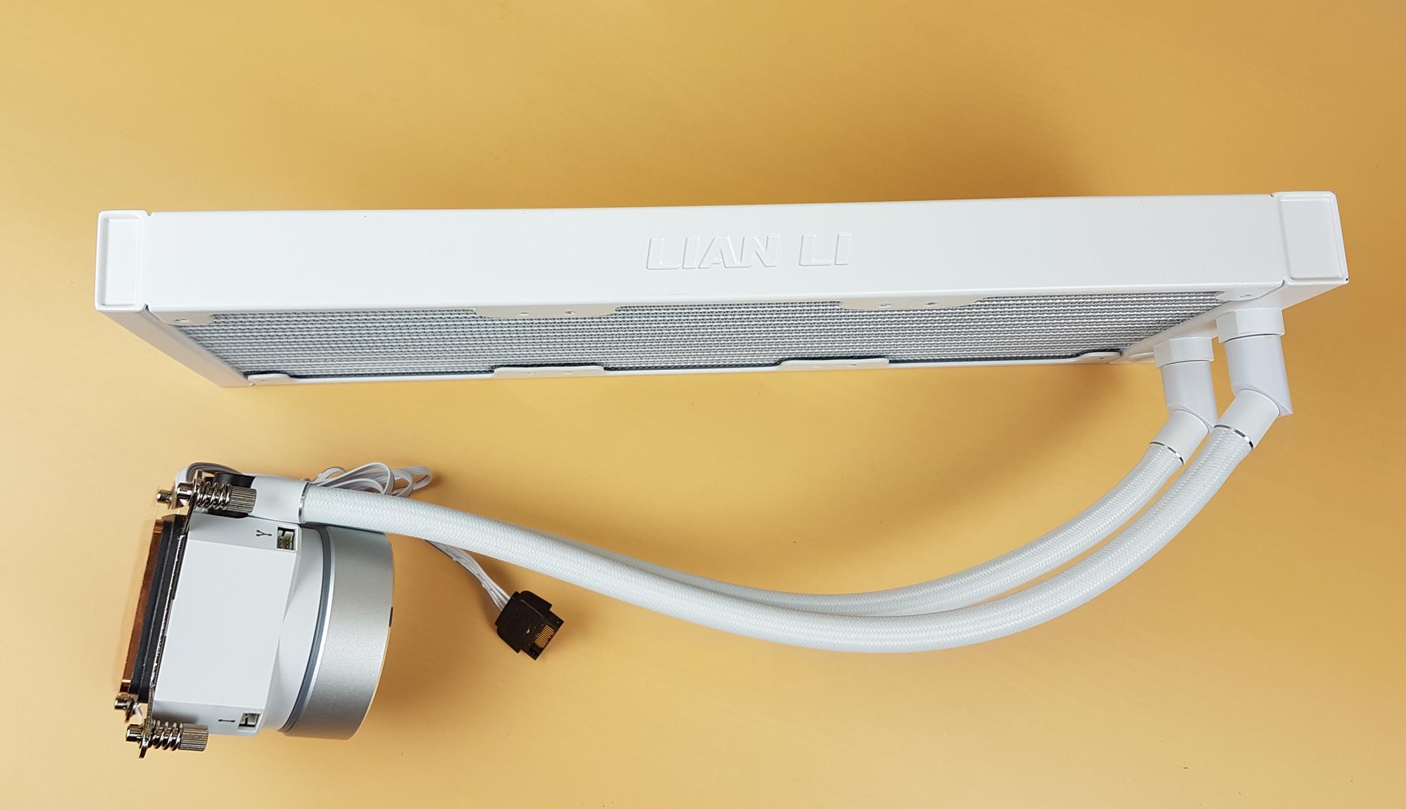Lian Li GALAHAD II Trinity Performance 360 White Review 14 Lian Li GA II Trinity Performance 360 Radiator 4