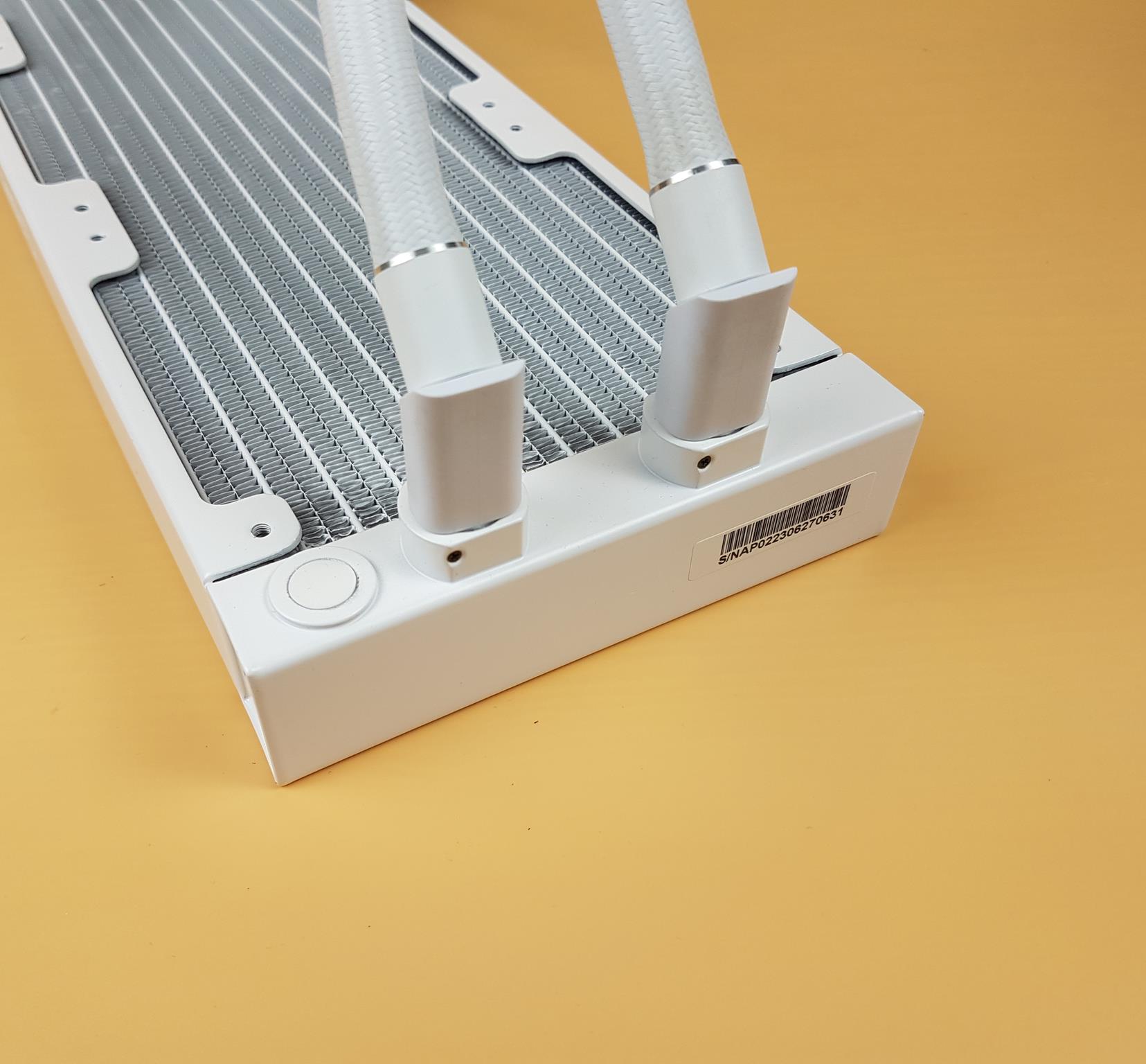 Lian Li GALAHAD II Trinity Performance 360 White Review 15 Lian Li GA II Trinity Performance 360 Radiator 5
