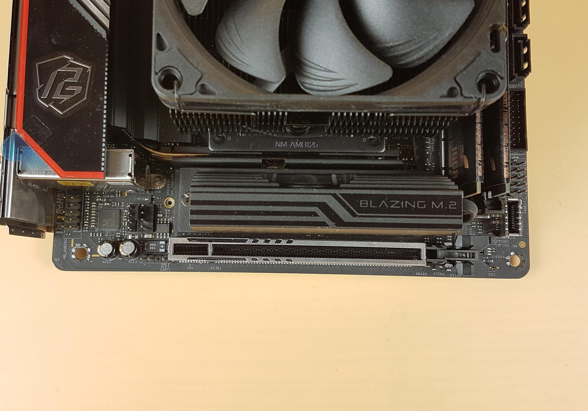 Noctua NH L9x65 chromax.black PCIe Clearance