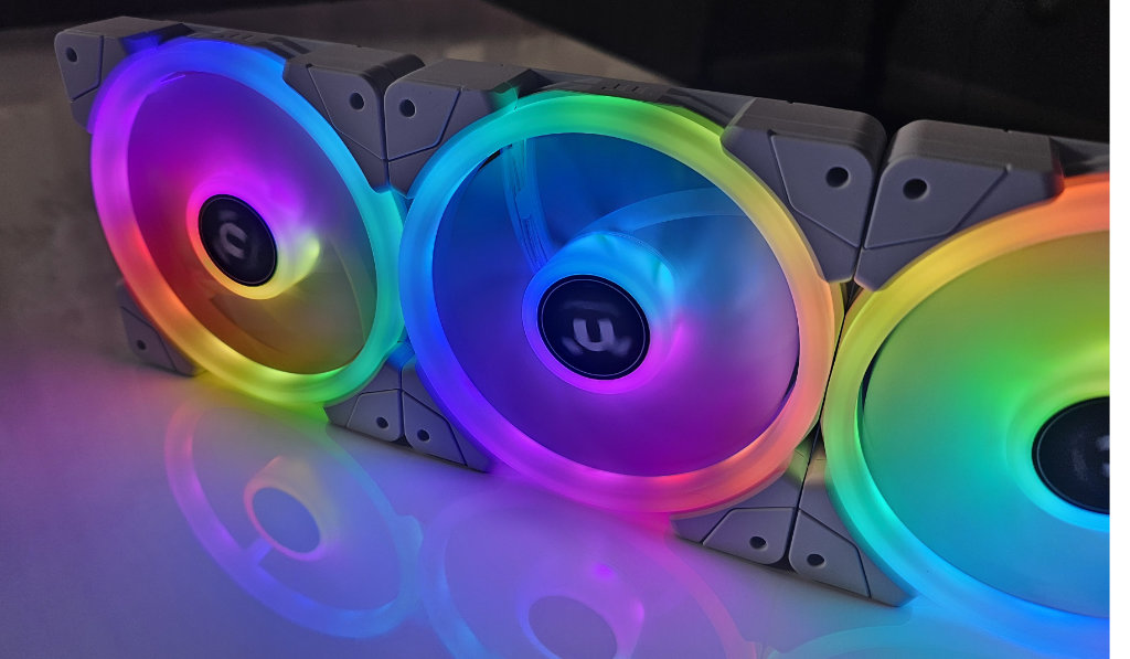 Thermaltake SWAFAN EX 12 RGB Cooling Fan Review