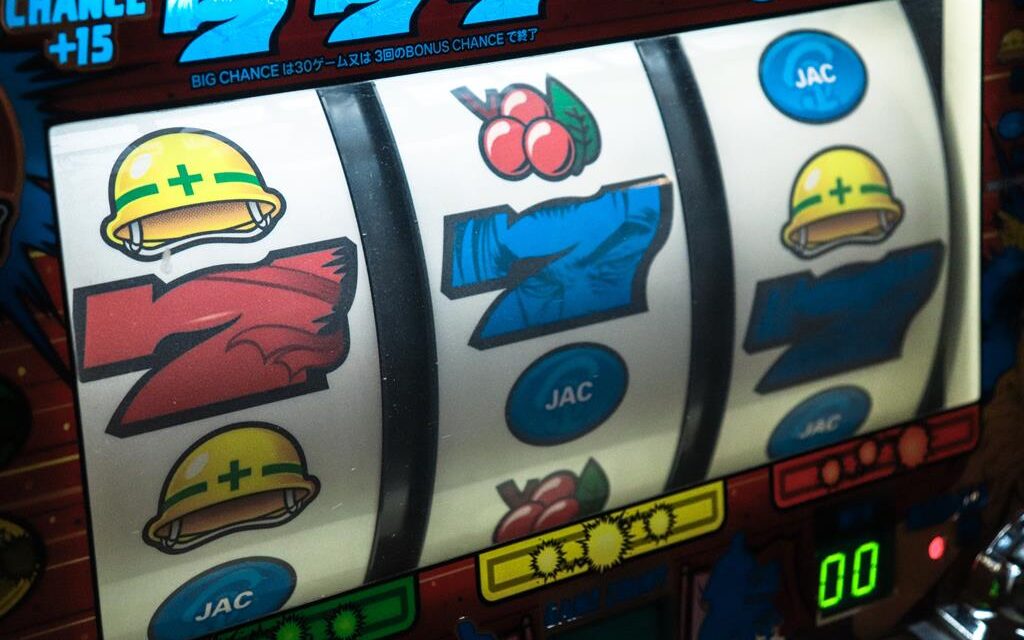 Exploring the Evolution of Slot Game Graphics: From Classic to Modern Virtual Experiences