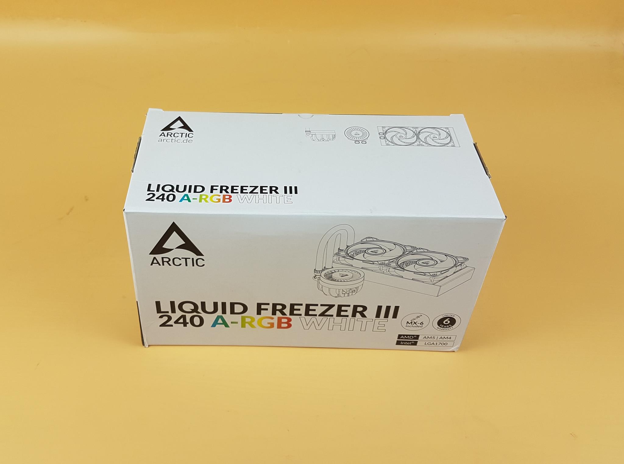 ARCTIC Liquid Freezer III 240 ARGB White Packing