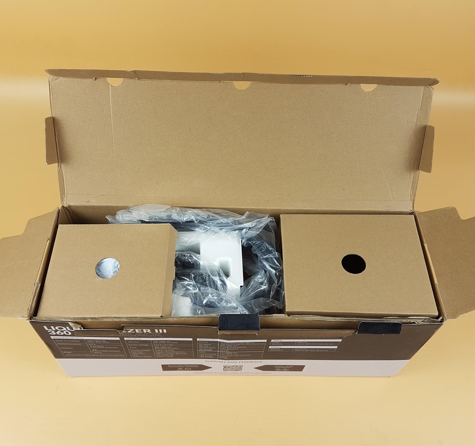 ARCTIC Liquid Freezer III 360 ARGB Black Packing Box 2