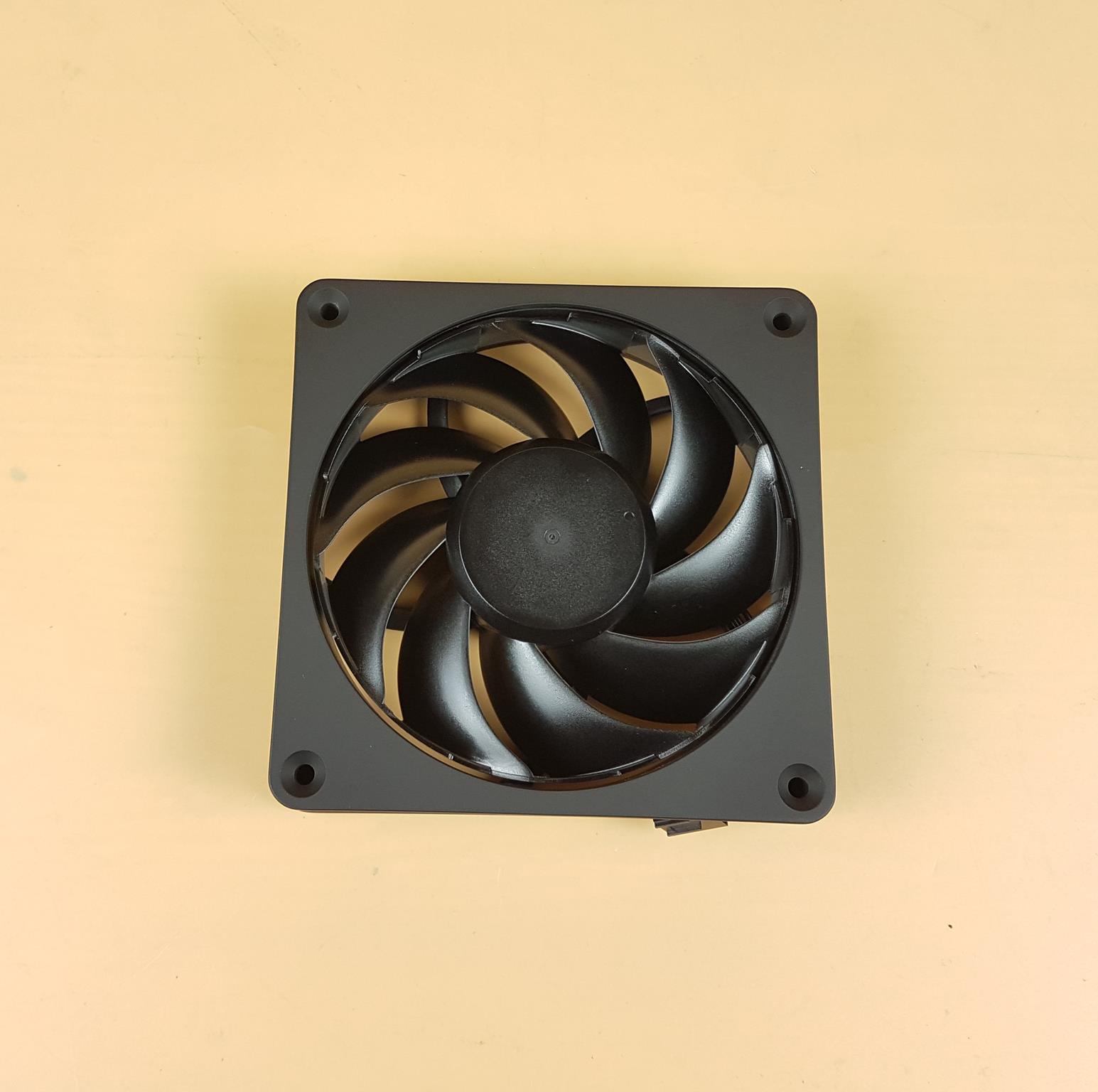 Alphacool Apex Stealth 3K Black Fans Fan Front View