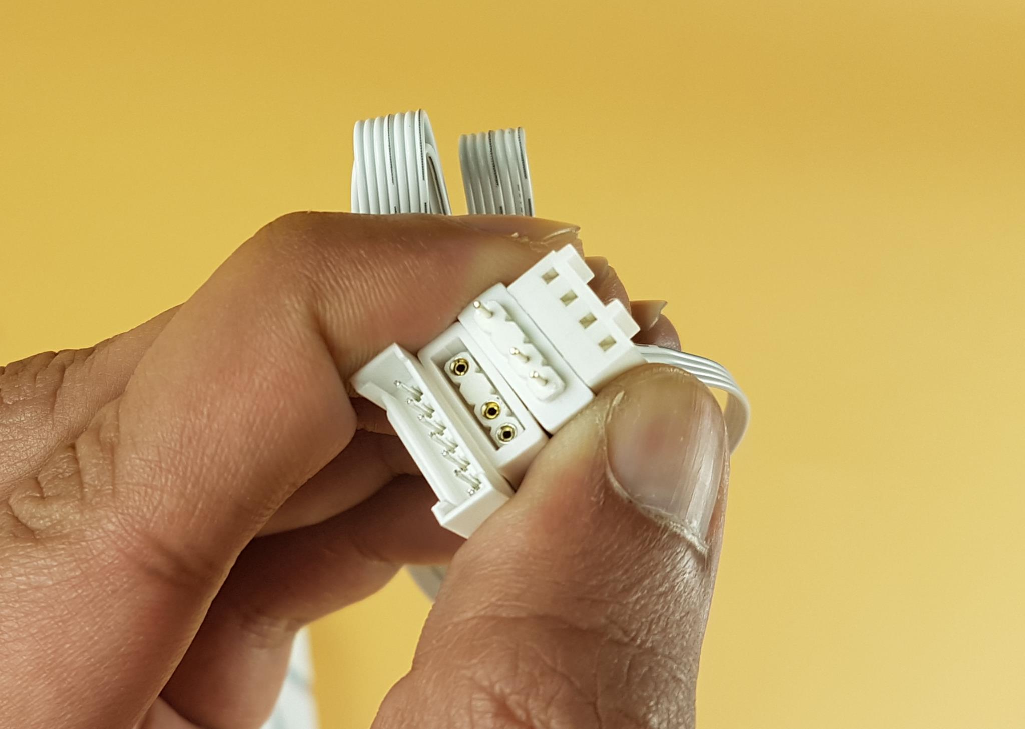 My Valkyrie SYN 360 White Fan Connectors