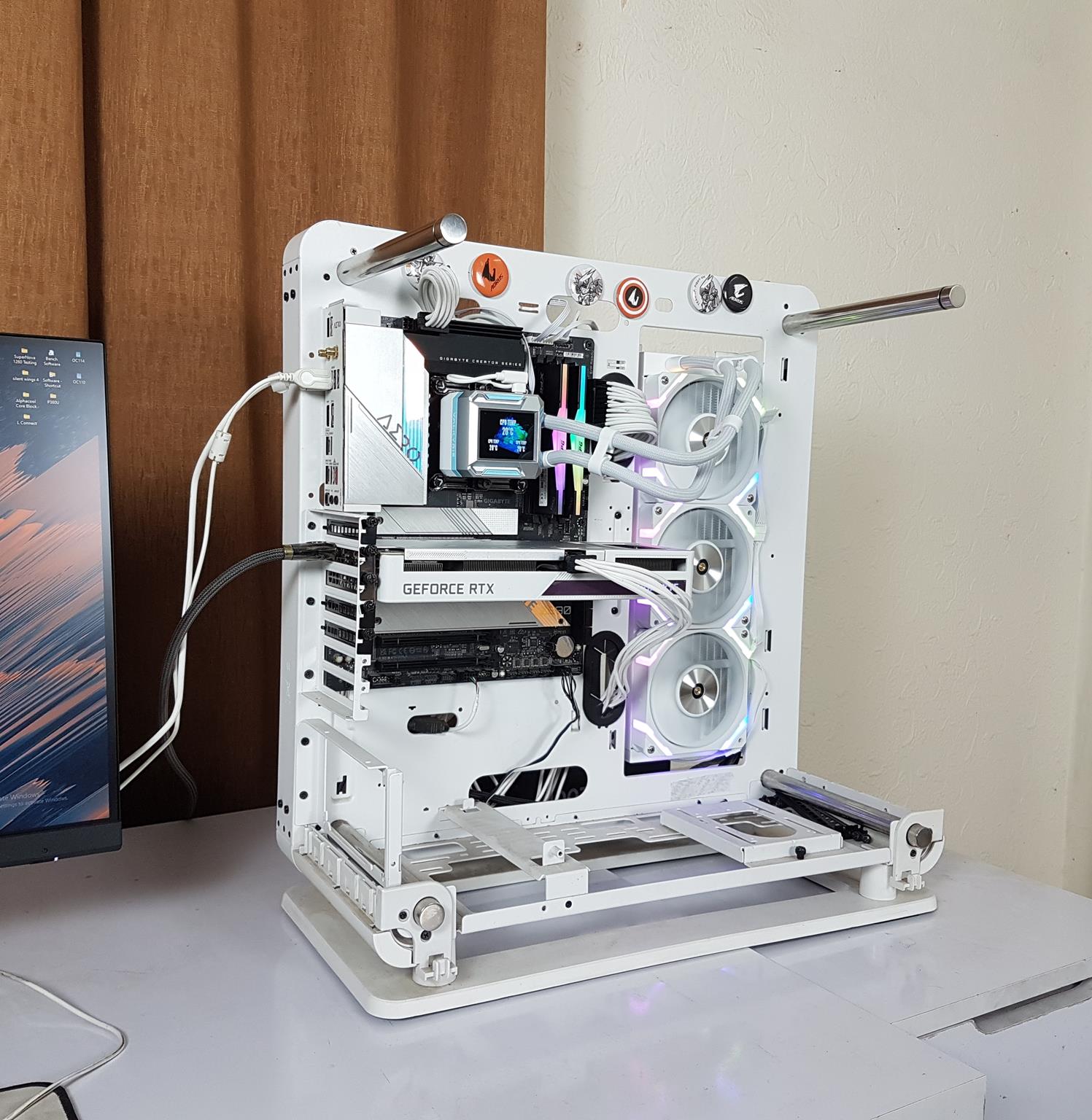 My Valkyrie SYN 360 White RGB 8 1