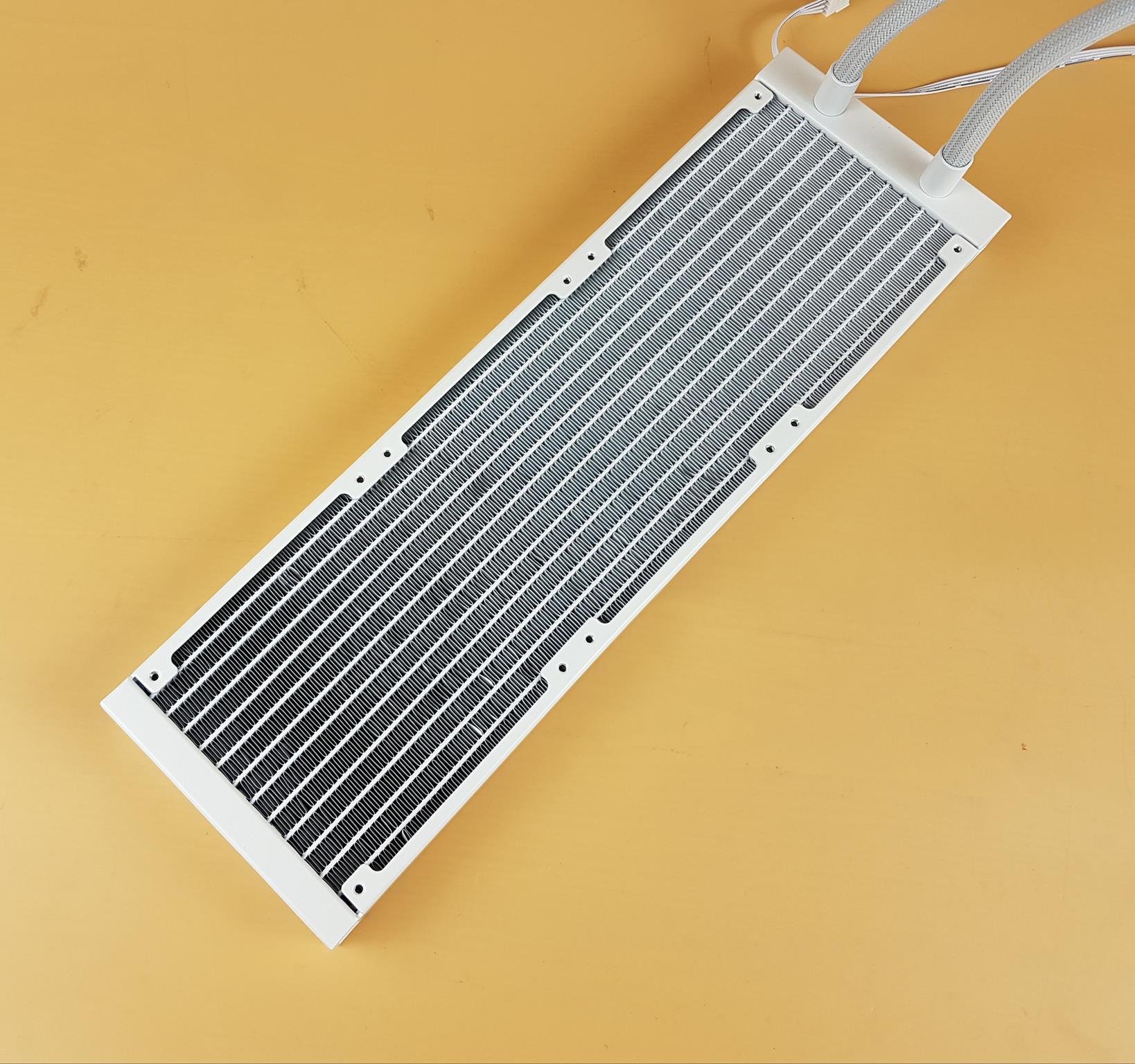 My Valkyrie SYN 360 White Radiator 1