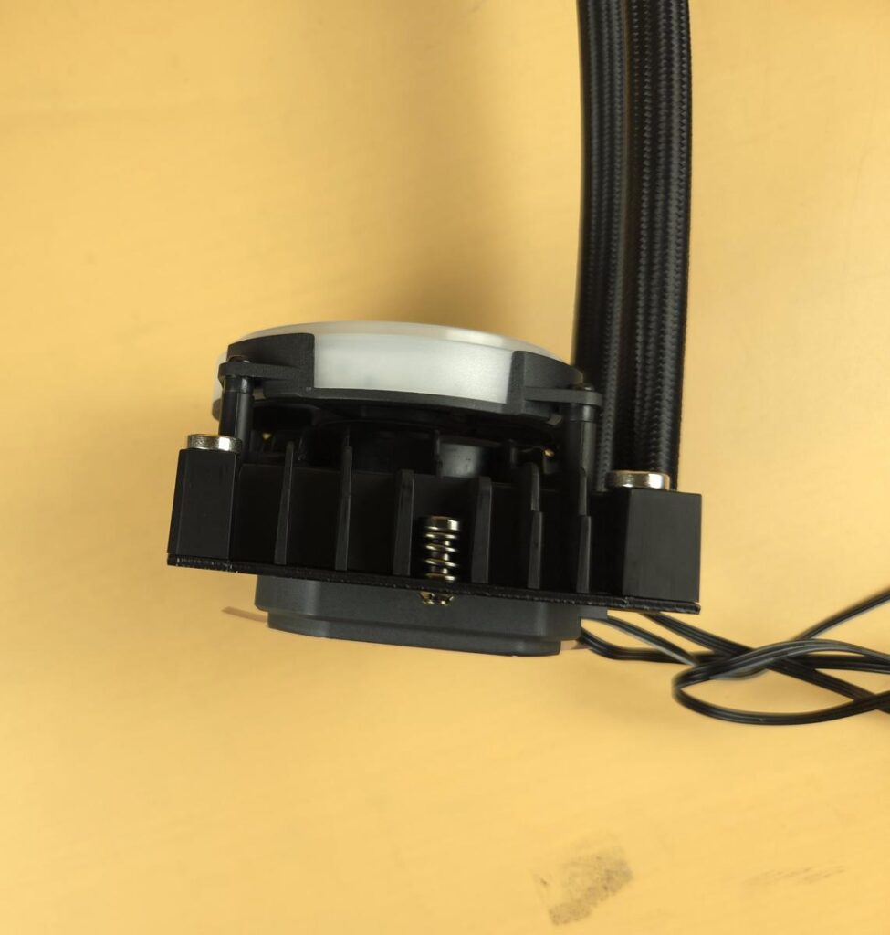 ID-Cooling DASHFLOW 360 XT PRO - Review 12 ID Cooling DashFlow 360 XT PRO Block 3