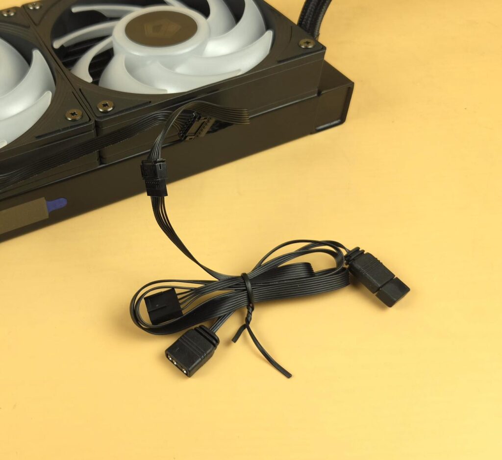 ID-Cooling DASHFLOW 360 XT PRO - Review 6 ID Cooling DashFlow 360 XT PRO Radiator 2