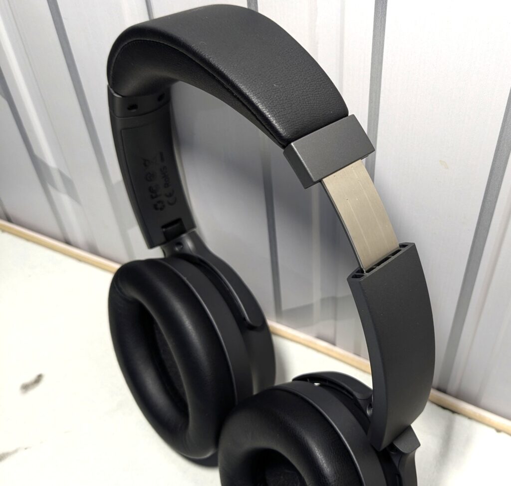 Kiwi Ears Ardor 30