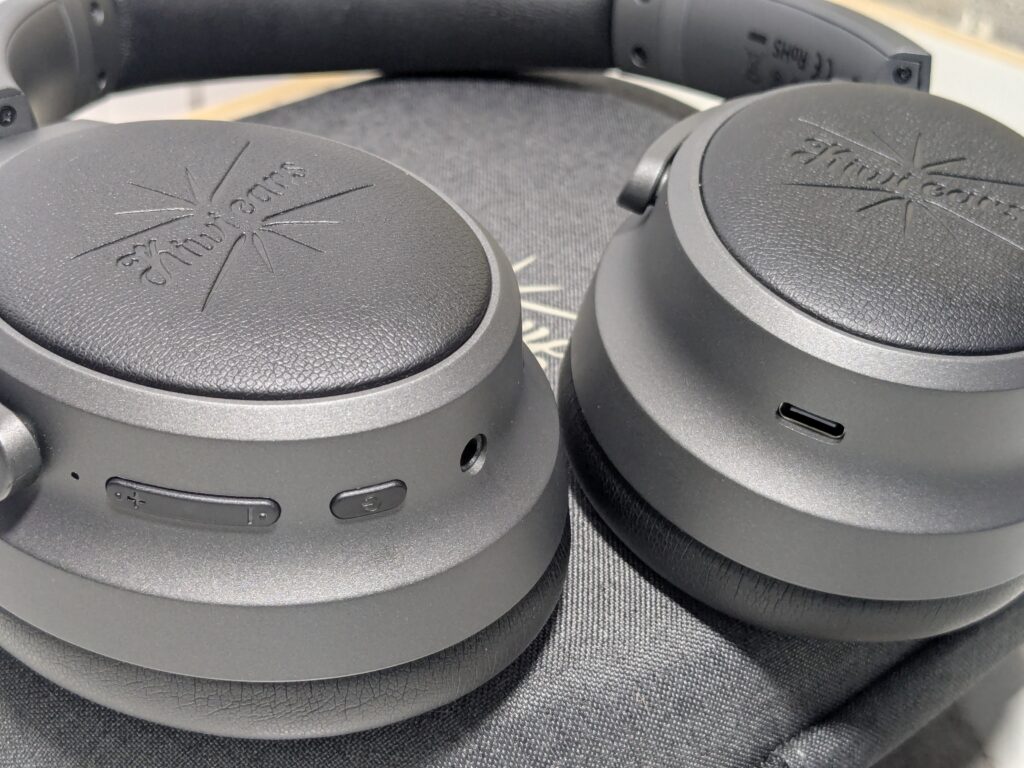 Kiwi Ears Ardor 38