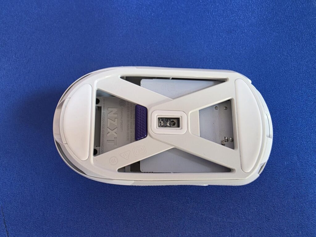 NZXT Lift Elite Ultralight Wireless Gaming Mouse Review 11 bottom of the NZXT Lift Elite Mouse showing the sensor and DPI button