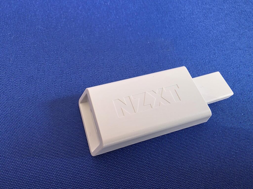 NZXT Lift Elite Ultralight Wireless Gaming Mouse Review 3 NZXT Lift Elite Wireless Gaming Mouse 3