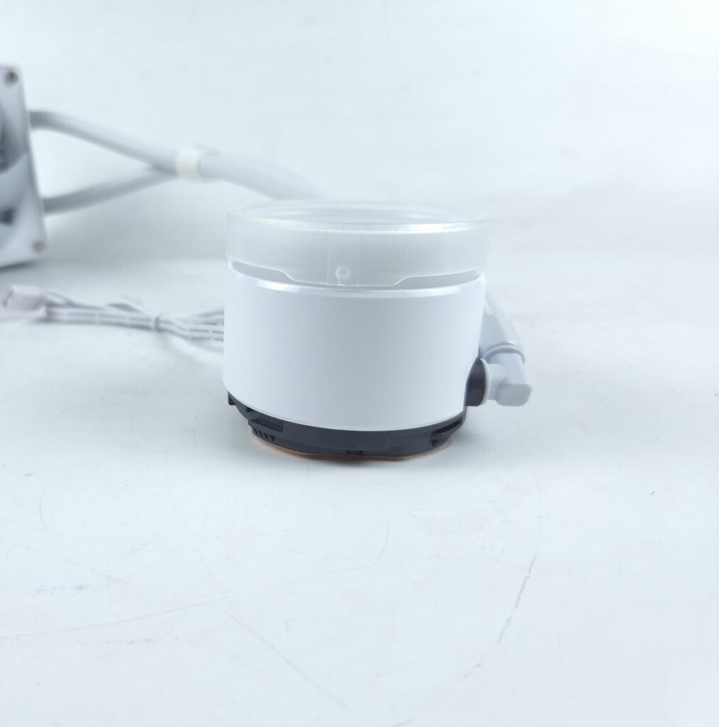Ocypus Delta L36 White ARGB V2 Review: Low Price with High Performance 11 Ocypus Delta L36 White ARGB V2 Block Side
