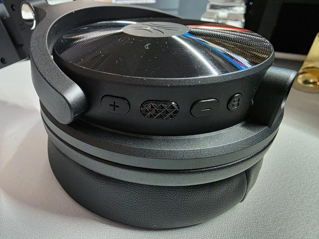 OneOdio® Studio Max 1 Wireless DJ Headphones Review 11 OneOdio Studio Max 1 Wireless Headphones 9