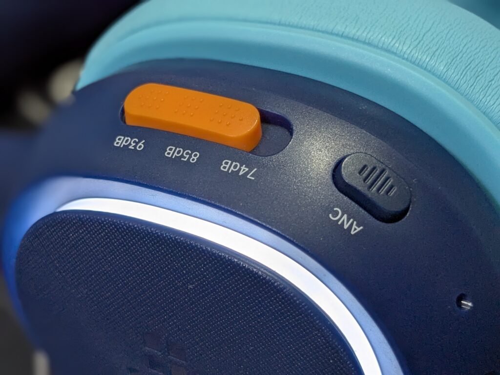Tronsmart KH03 review: Built for happy little ears 13 Tronsmart KH03 ANC Wirless Kid Headphones 14
