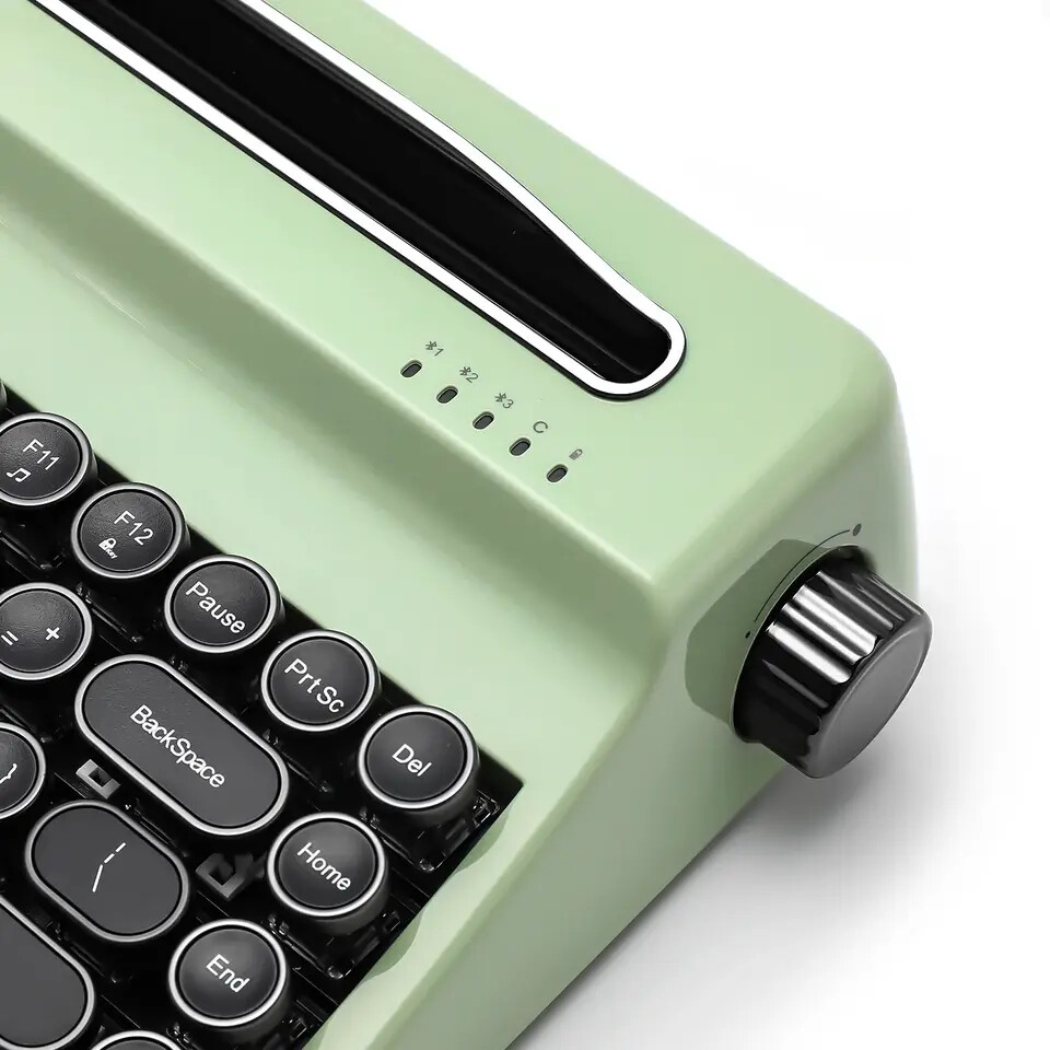 Yunzii QL75 delivers stunning retro charm and modern features in a compact mechanical keyboard 4 Yunzii QL75