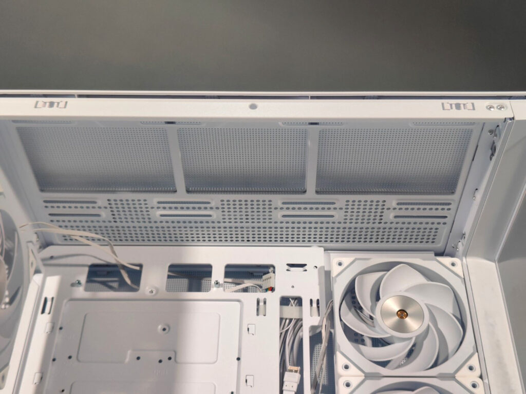 Einarex Zenith ZM800 Review: Worthy or Just Another Case? 7 Einarex Zenith ZM800