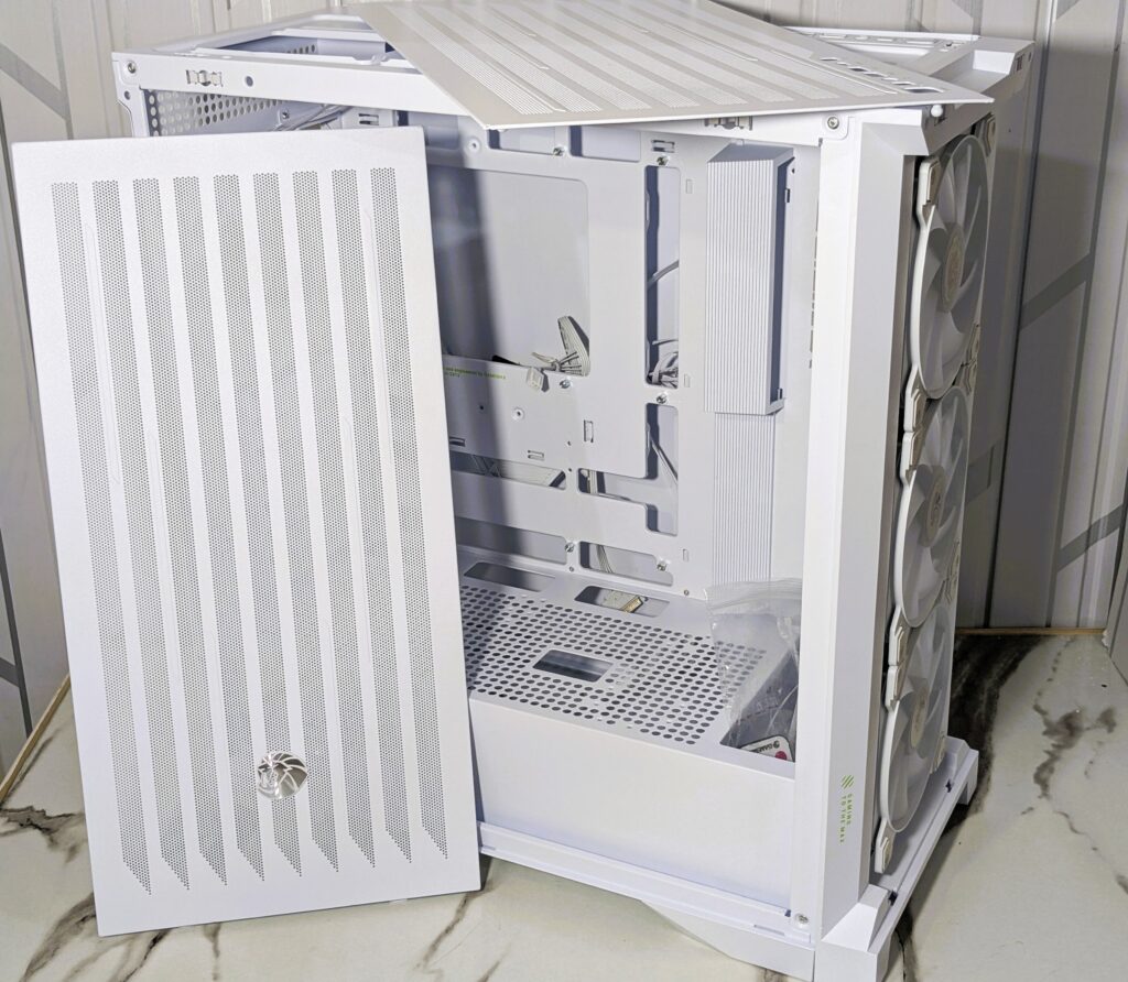 GameMax Leader 2 Review – A Bold, Spacious Case for Next-Gen Builds 20 GAMEMAX Leader 2 case front and top mesh covers