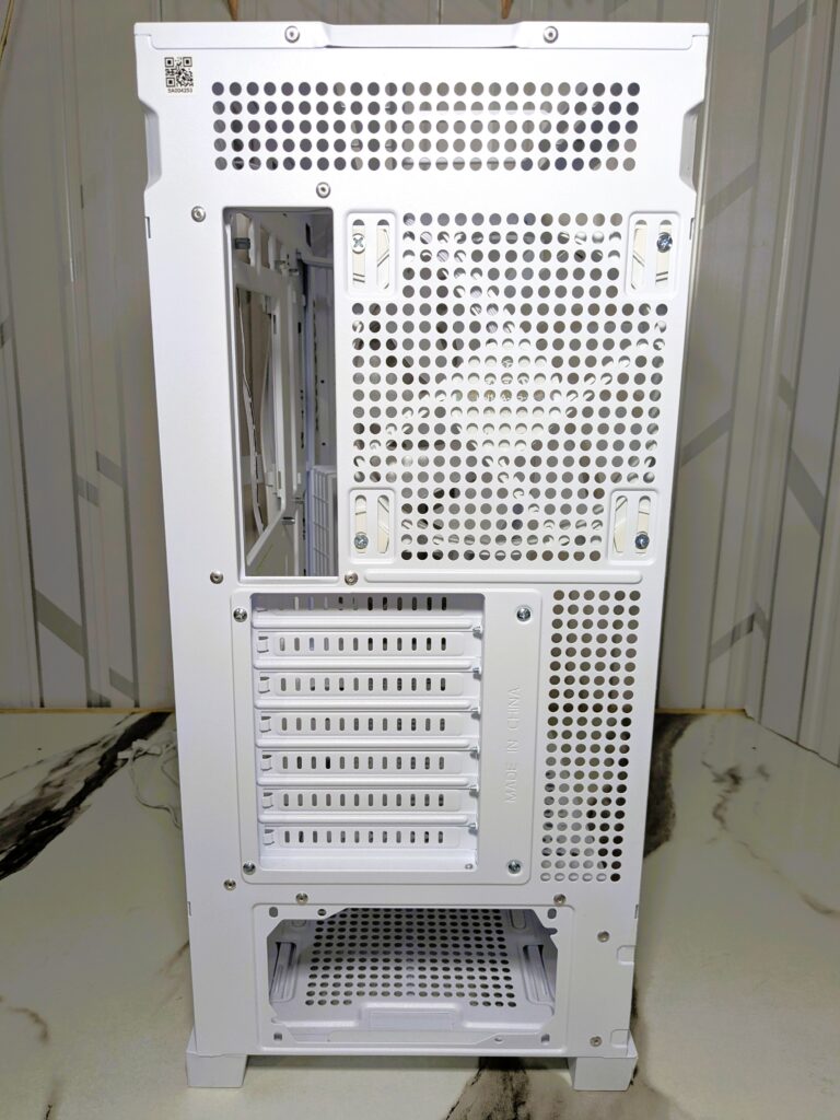 GameMax Leader 2 Review – A Bold, Spacious Case for Next-Gen Builds 21 GAMEMAX Leader 2 case rear look