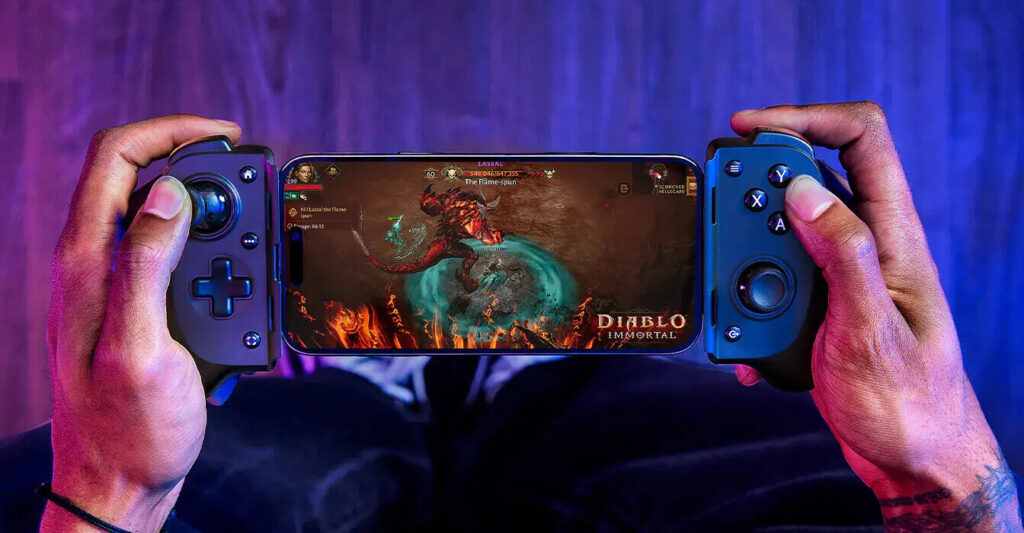 Razer unleashes powerful Razer Kishi V3 mobile controllers with pro features and wide device support 1 Kishi V3 mobile controller 8
