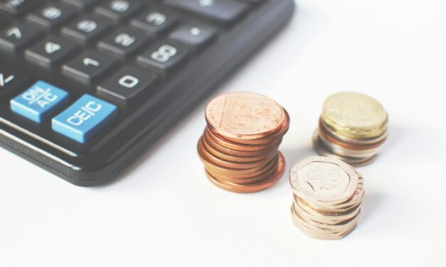 4 Smart Ways to Cut Monthly Bills Without Changing Your Lifestyle