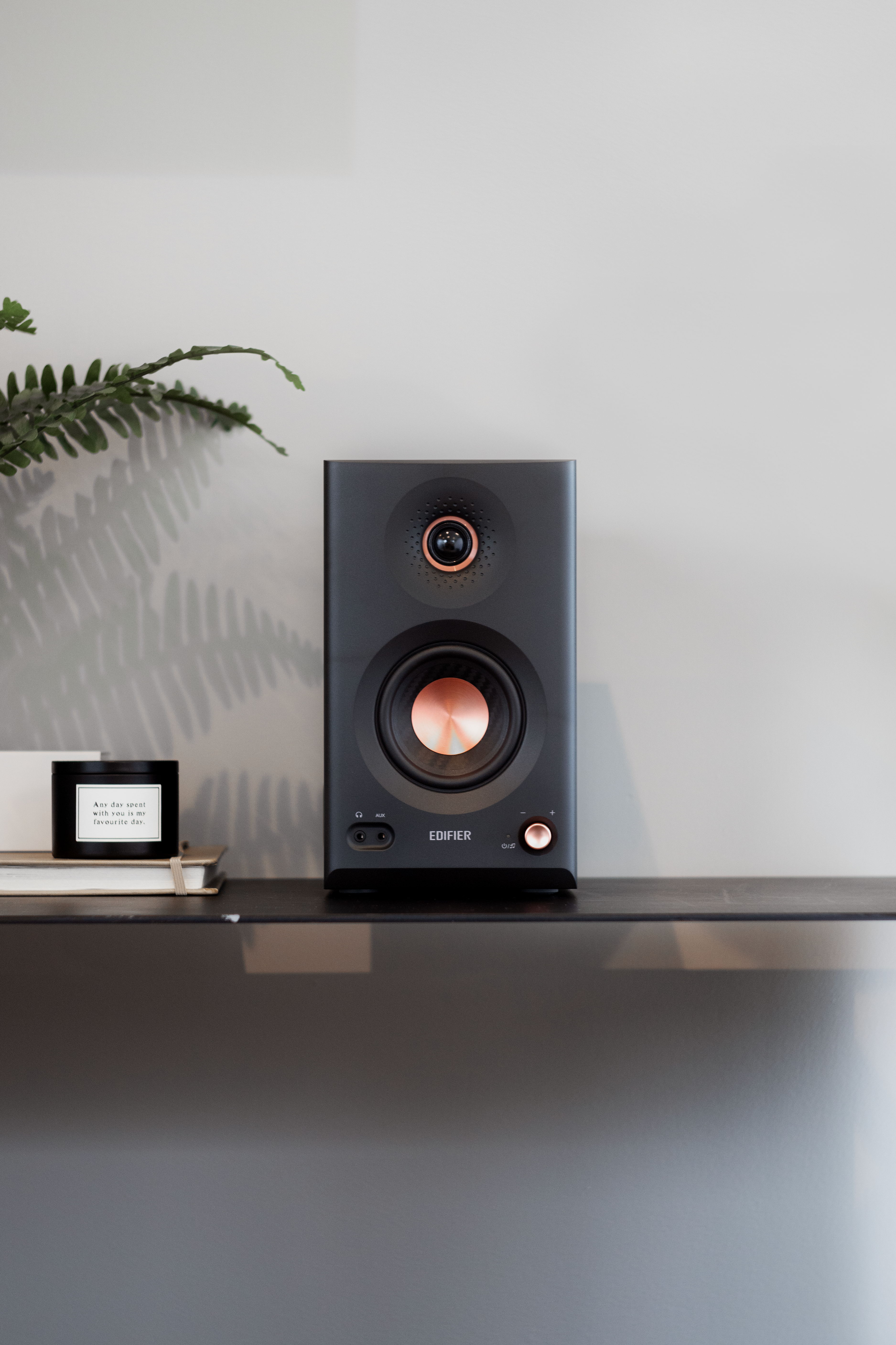 Edifier MR5 Monitors Launch with Stunning Studio Power 3 Edifier MR5 monitors