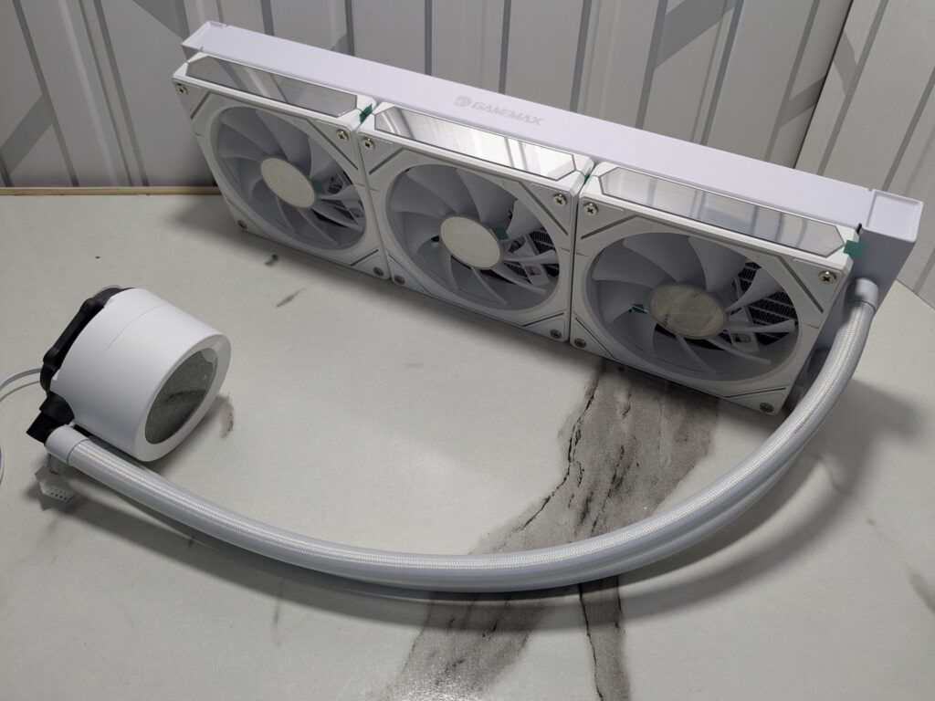 GameMax IceBurg 360 Digital WH review – Brilliant design, powerful cooling 15 GAMEMAX IceBurg 360 Digital WH 26