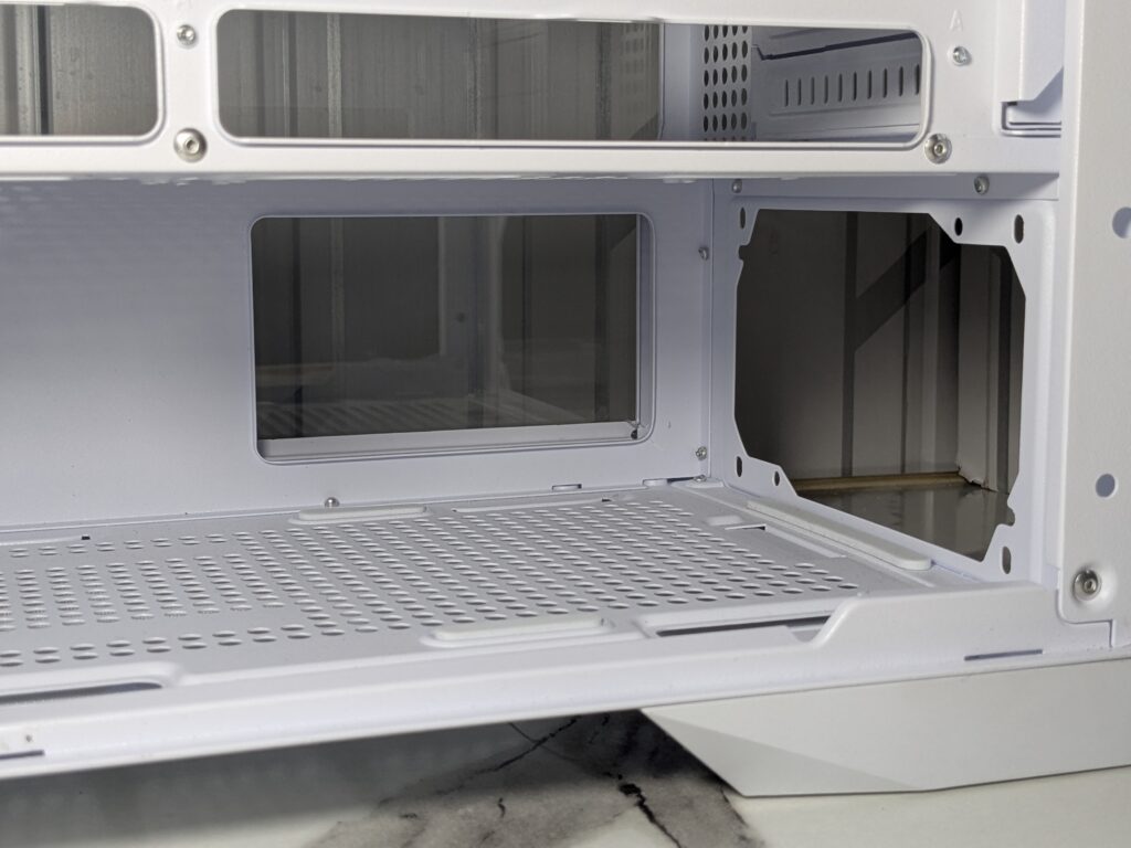 GameMax Leader 2 Review – A Bold, Spacious Case for Next-Gen Builds 33 GAMEMAX Leader 2 case psu space