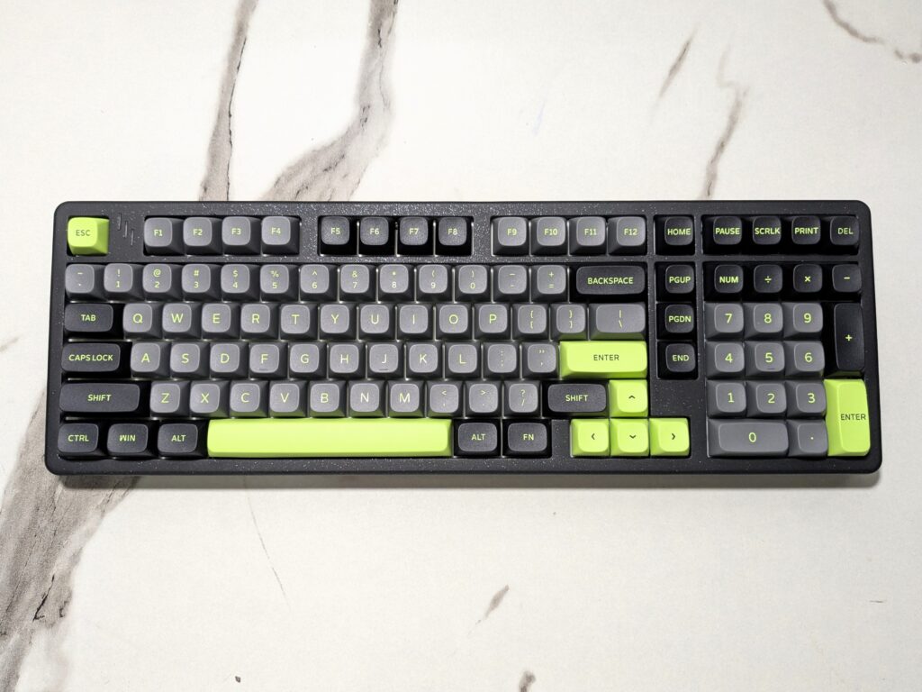 MechLands Blade101 review: bold design, smooth typing 5 MechLands Blade 101 7