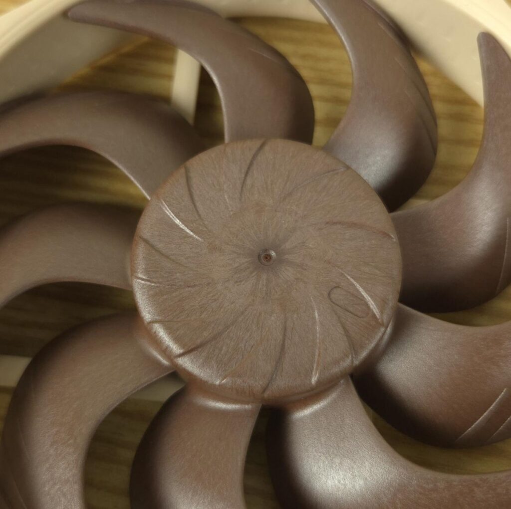 Noctua NF-A12x25 PWM G2 Fans Review 9 Noctua NF A12x25 G2 PWM Center Close Up