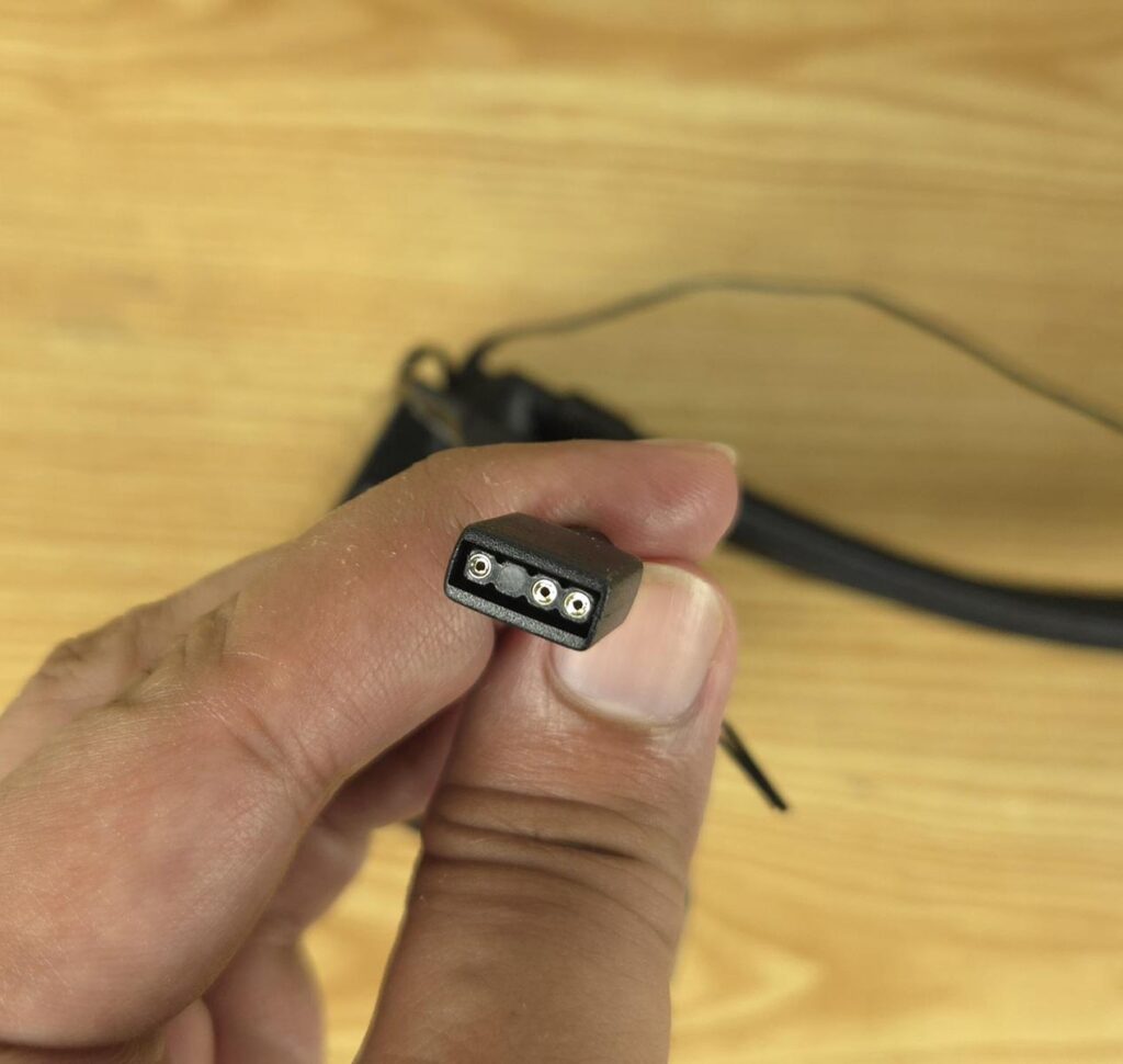 be quiet! Silent Loop 3 360 AIO Review 14 be quiet Silent Loop 3 360 ARGB Cable