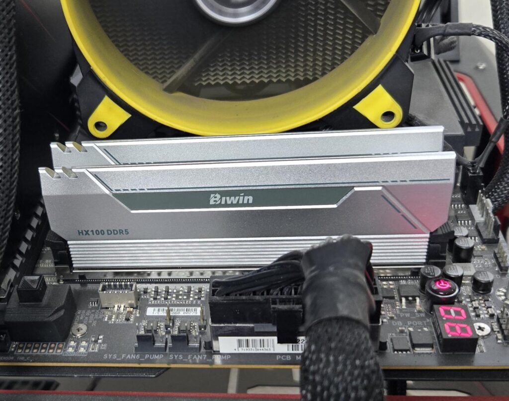 Biwin HX100 Silver 48GB DDR5 6000MHz CL28 Kit Review 8 Biwin HX100 48GB DDR5 6000MHz CL28 kit 3