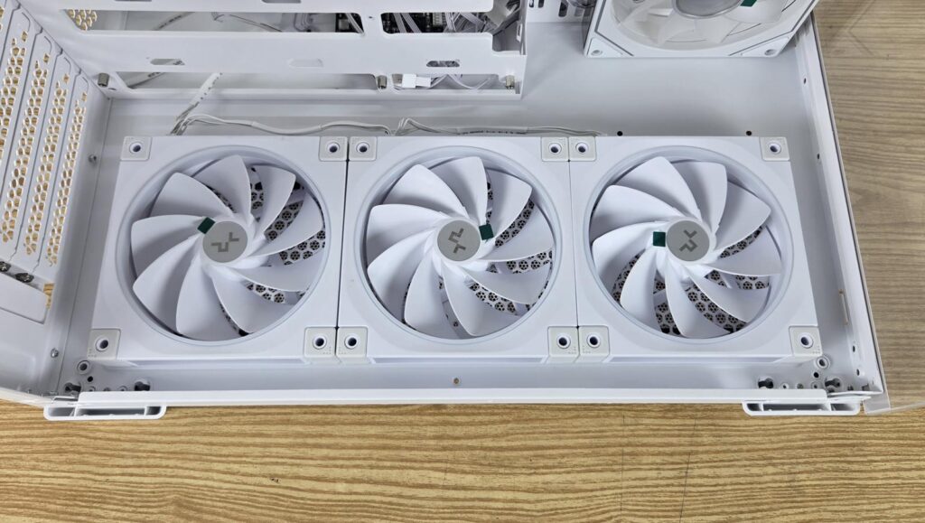 DeepCool CG530 4F WH: A perfect case for the budget users with no compromise 32 DeepCool CG530 4F WH Installation 1