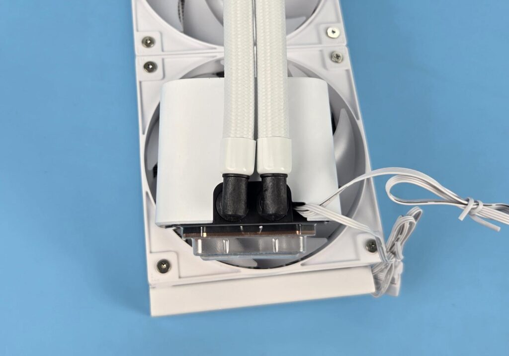DeepCool LE360 V2 White: King of Budget Coolers 12 DeepCool LE360 V2 White Block 3