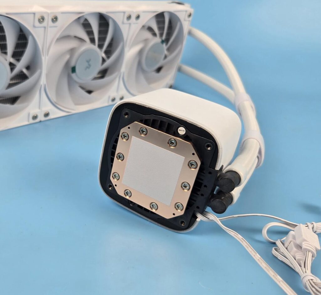 DeepCool LE360 V2 White: King of Budget Coolers 15 DeepCool LE360 V2 White Block 6