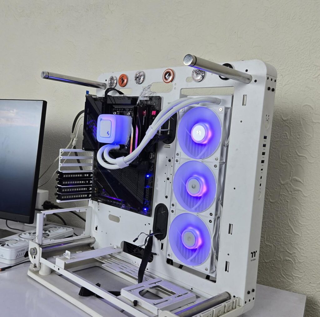 DeepCool LE360 V2 White: King of Budget Coolers 25 DeepCool LE360 V2 White RGB 3