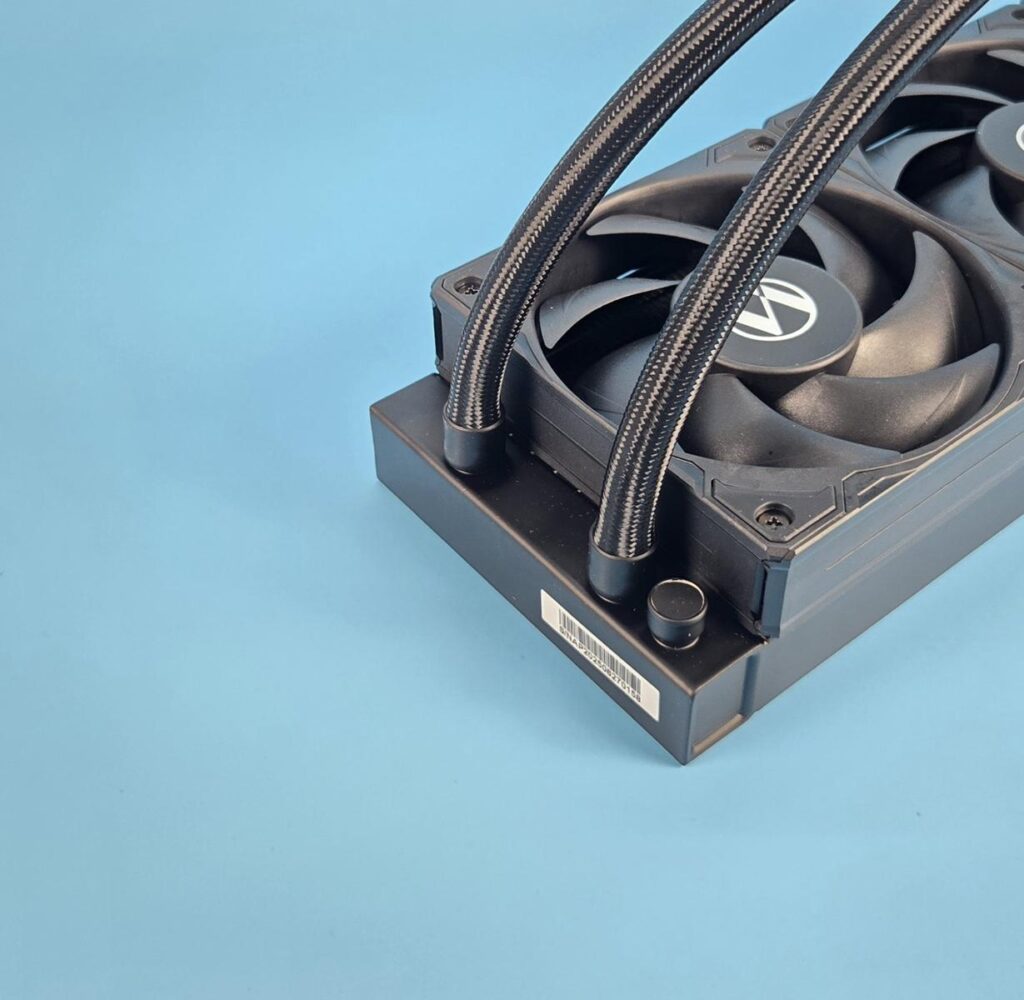 Lian Li GA-II Lite 360 Performance: An All rounder Liquid Cooler 10 Lian Li GA II Lite 360 Performance Radiator 6