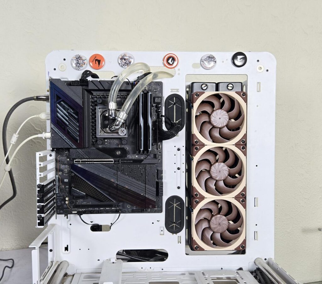 EK-Quantum Velocity3 Plexi - CPU Water Block Review 35 EK Quantum Velocity3 1700 1851 AM5 Plexi Test Setup