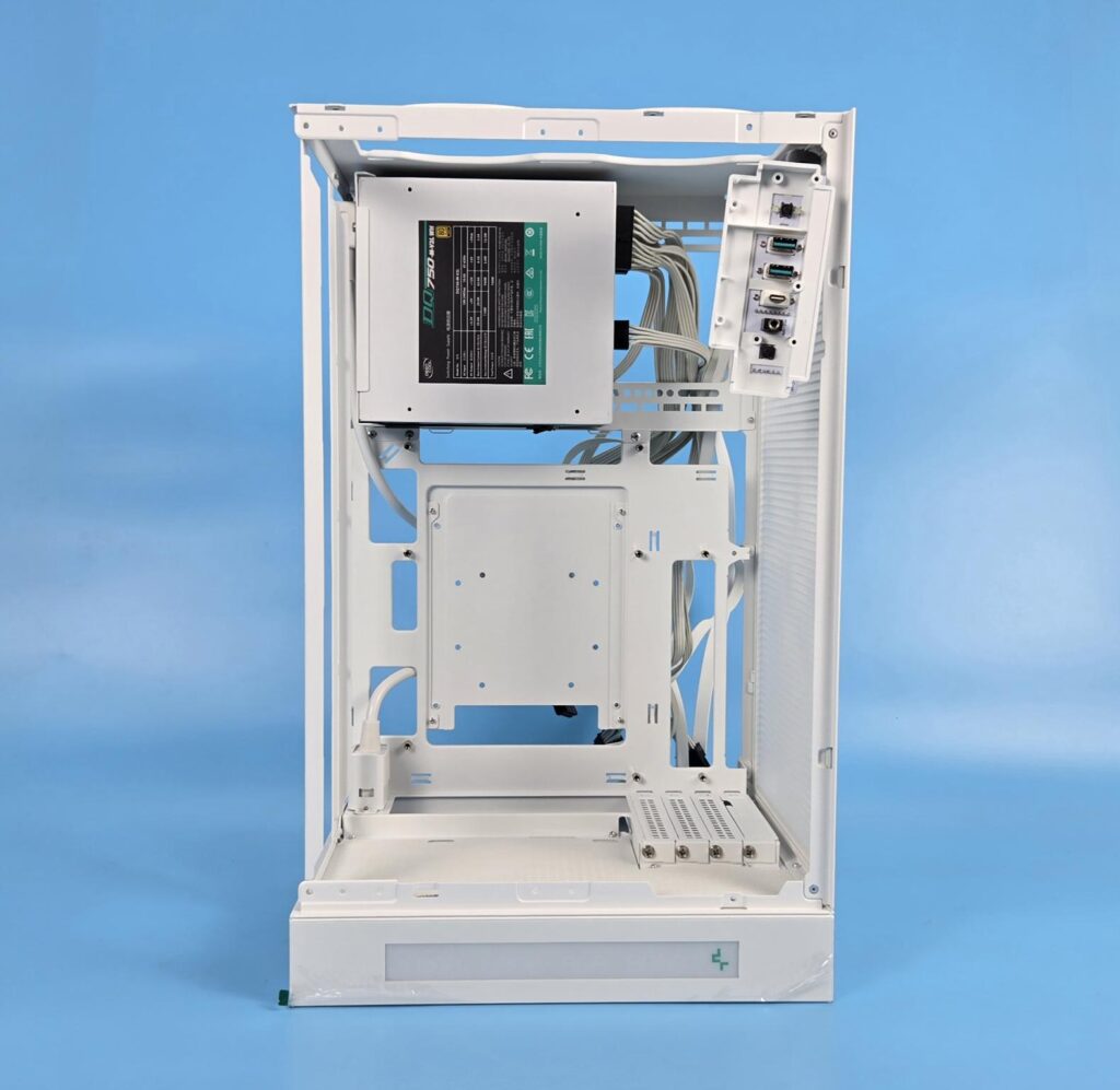 DeepCool CH270 Digital White Review 40 DeepCool CH270 Digital WH Installation 2