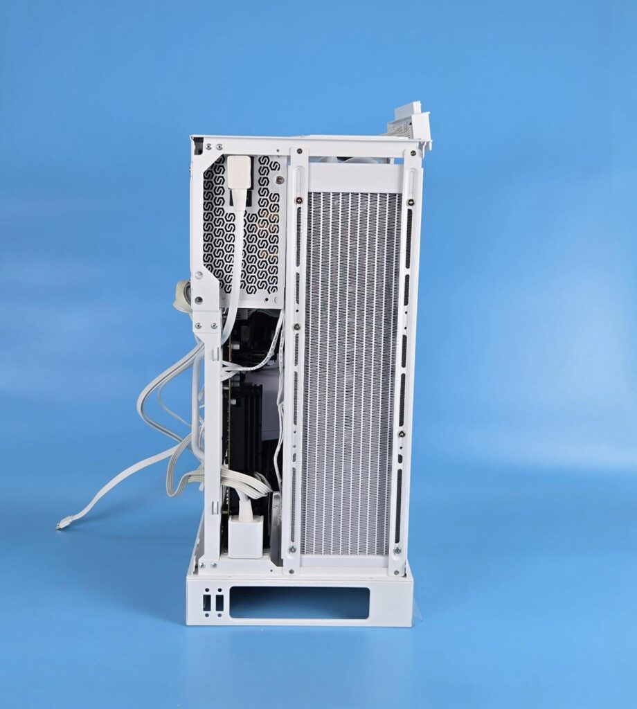 DeepCool CH270 Digital White Review 45 DeepCool CH270 Digital WH Installation 7