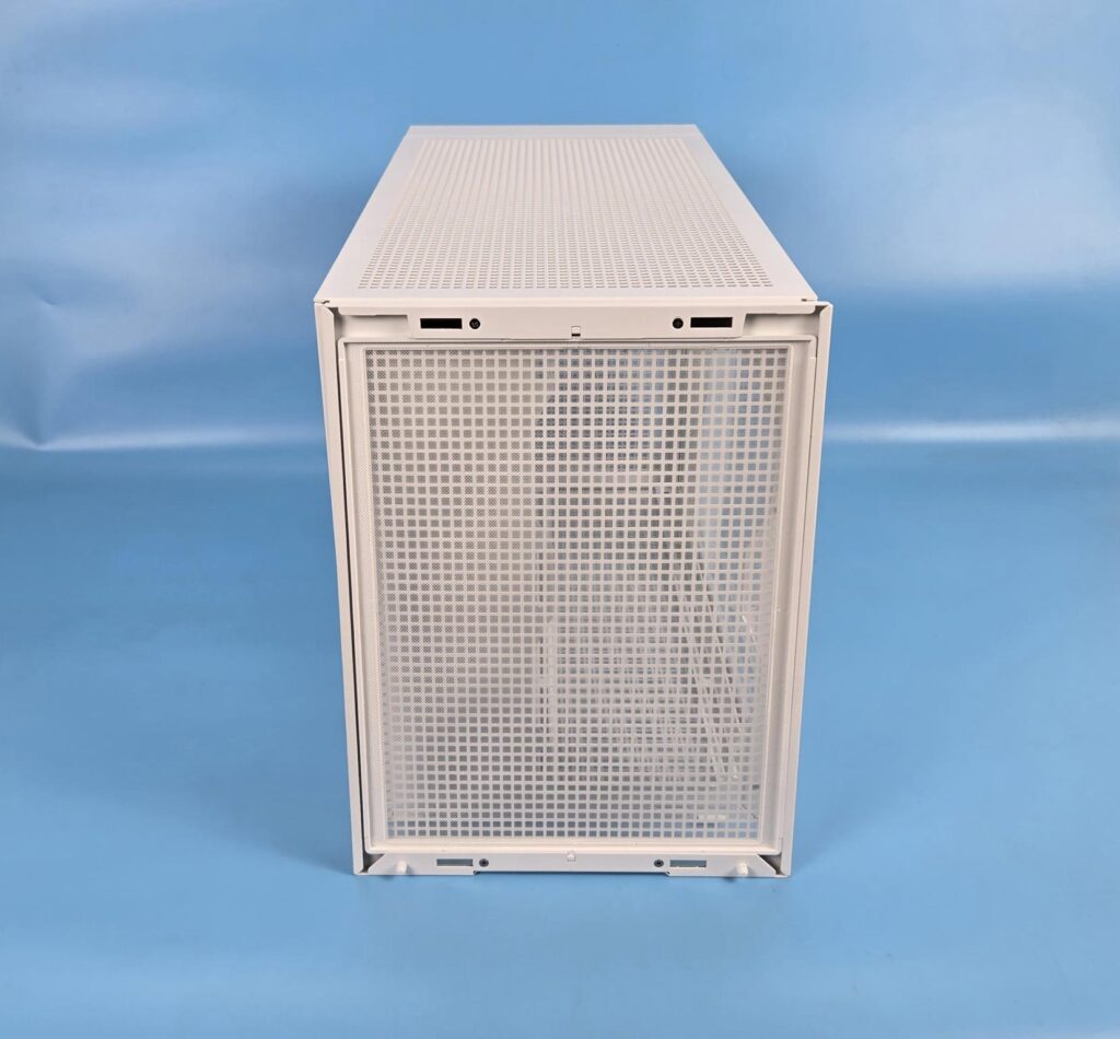 DeepCool CH270 Digital White Review 35 DeepCool CH270 Digital WH Top Panel 3