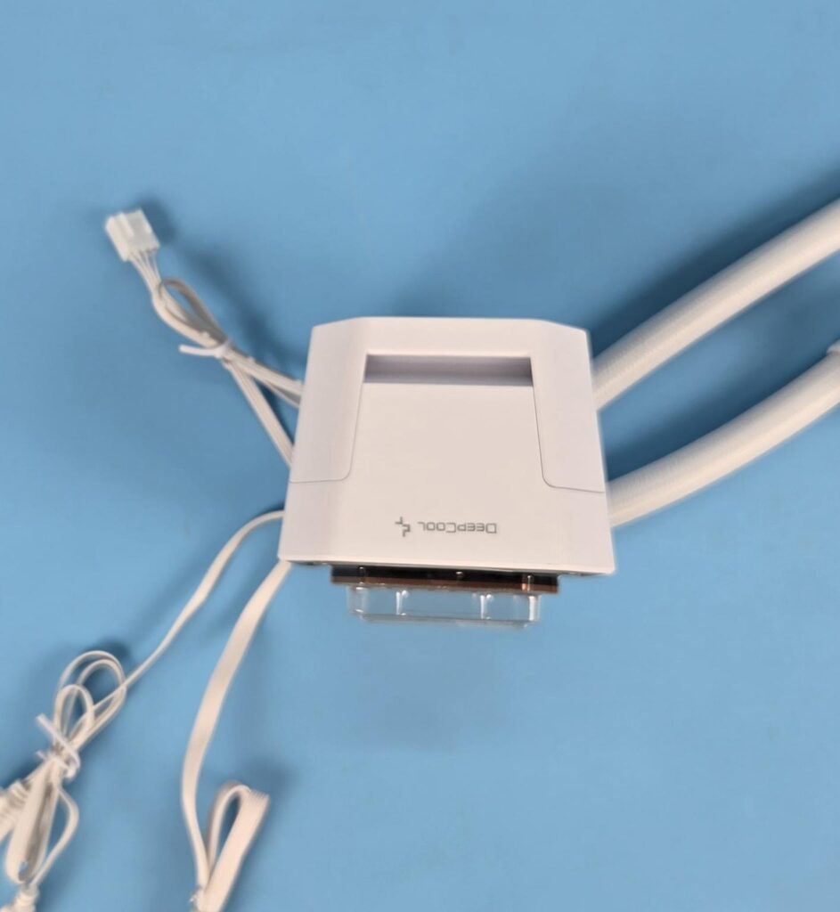DeepCool LM360 WH Liquid Cooler Review: A True Value King 13 DeepCool LM360 White Block 2