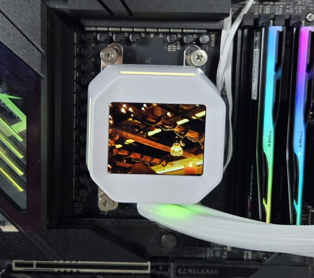 DeepCool LM360 WH Liquid Cooler Review: A True Value King 34 DeepCool LM360 White Display 2
