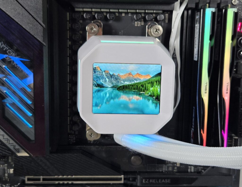 DeepCool LM360 WH Liquid Cooler Review: A True Value King 38 DeepCool LM360 White Display 6