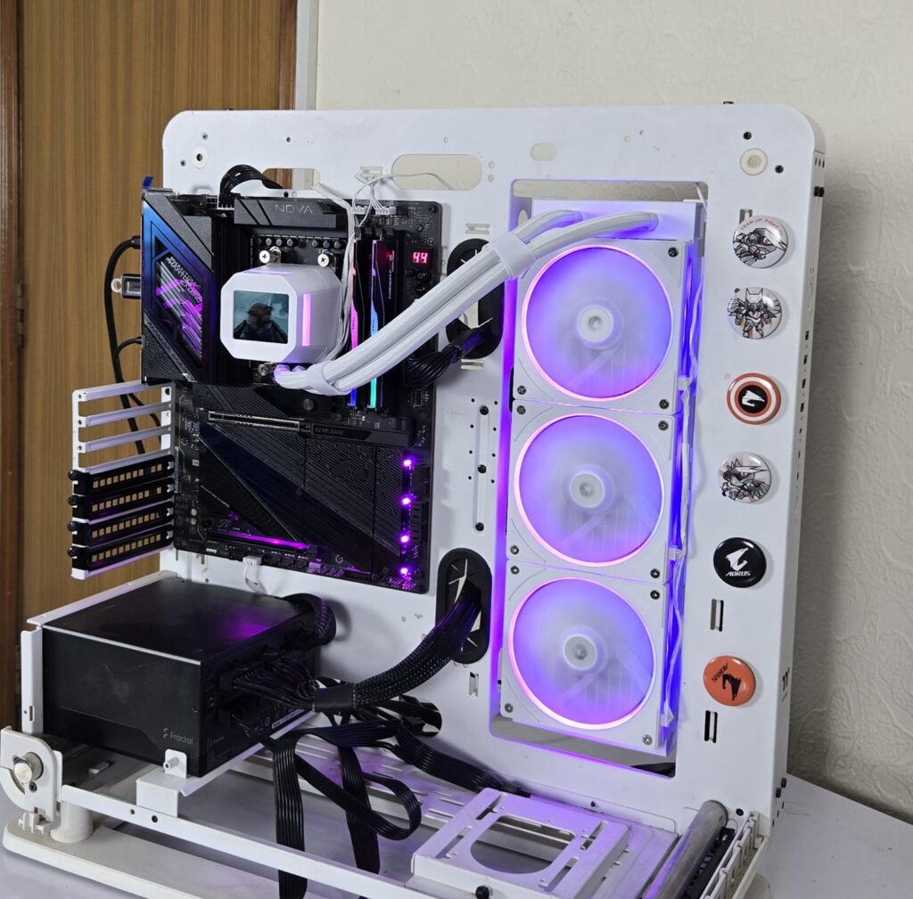 DeepCool LM360 WH Liquid Cooler Review: A True Value King 40 DeepCool LM360 White RGB 1