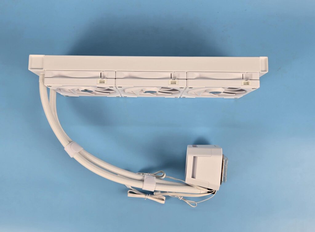 DeepCool LM360 WH Liquid Cooler Review: A True Value King 11 DeepCool LM360 White Radiator 6