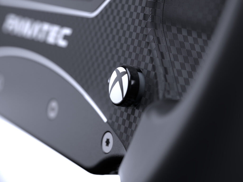 CSL Steering Wheel GT3 brings amazing realism to Xbox racing 5 Fanatec CSL Steering Wheel GT3 7
